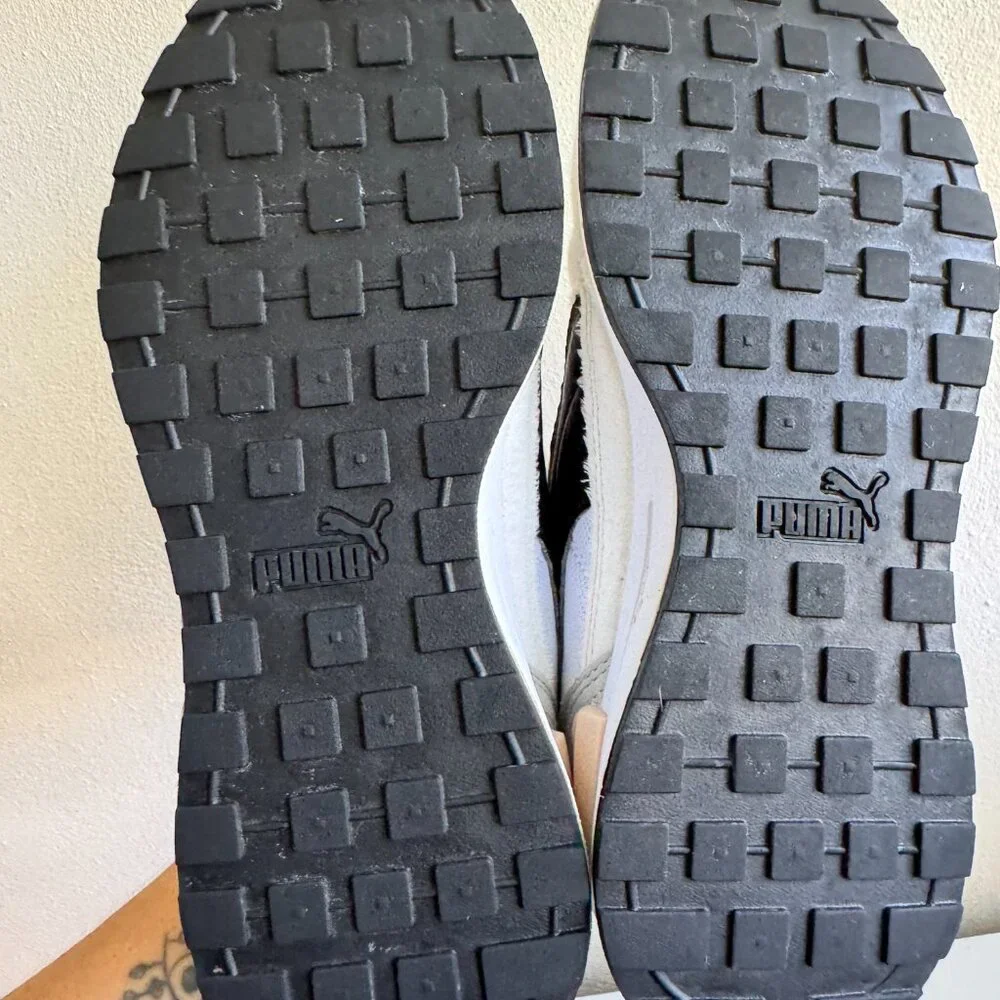 PUMA White & Black Sneakers Women’s Size 8.5 – Classic Casual Shoes - Picture 10 of 13